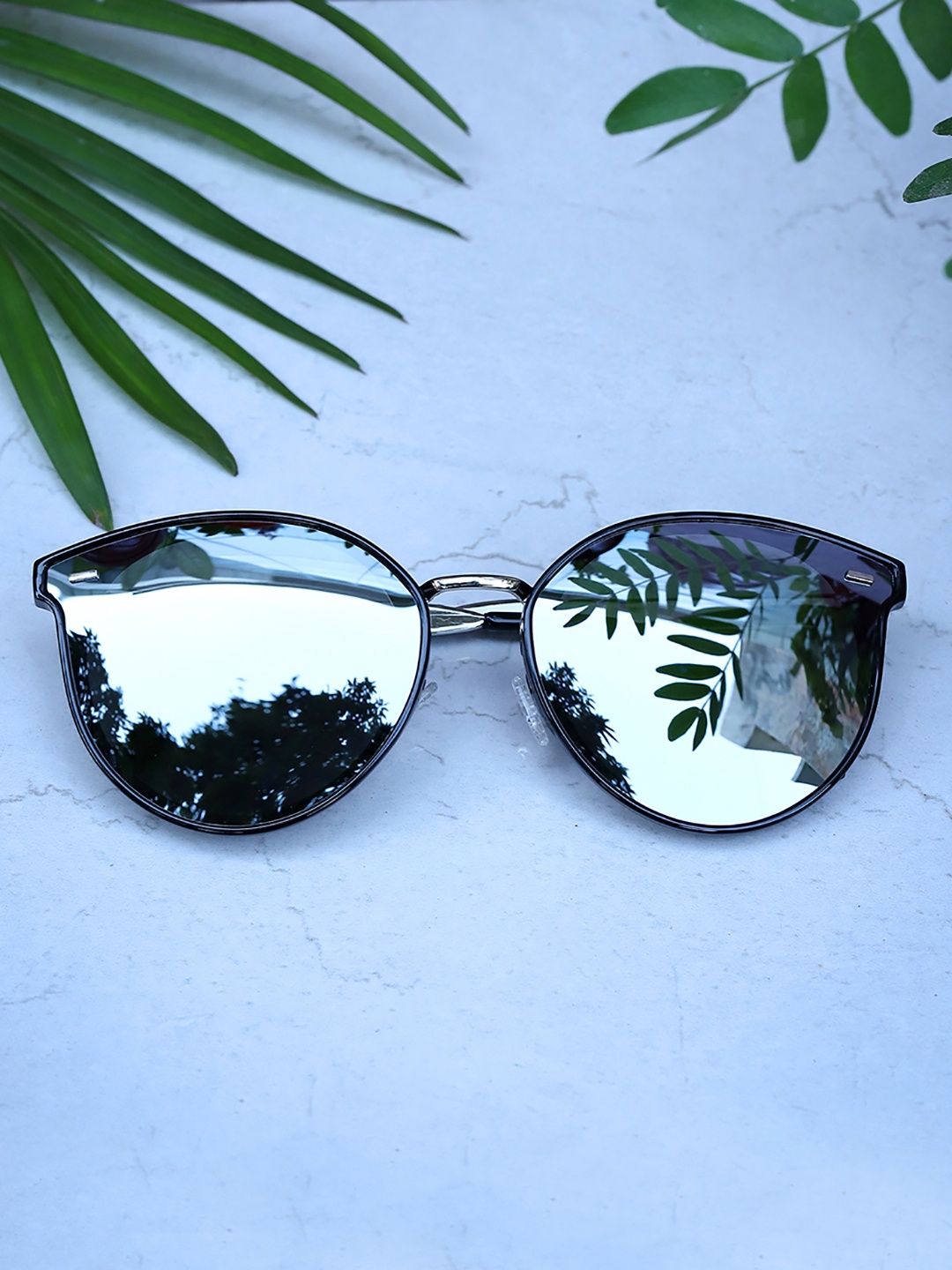

Carlton London Women Mirrored UV Protected Sunglasses 2218-C2, Black