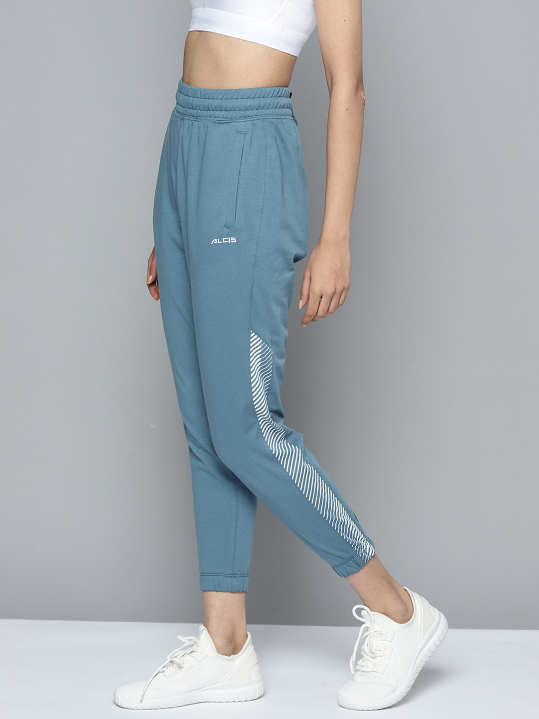 

Alcis Women Blue Solid Track Pants