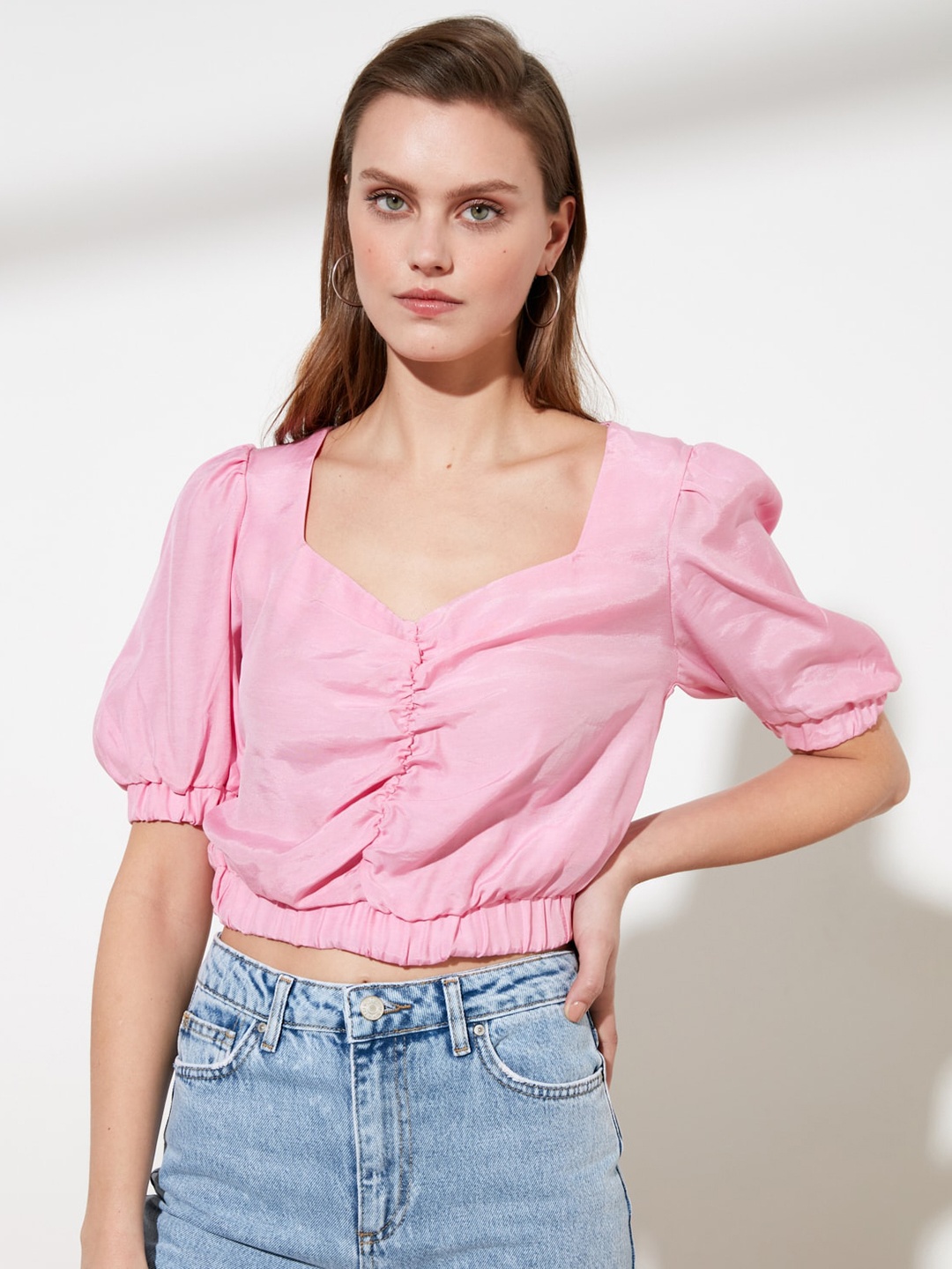 

Trendyol Pink Sweetheart Neck Puff Sleeves Regular Crop Top