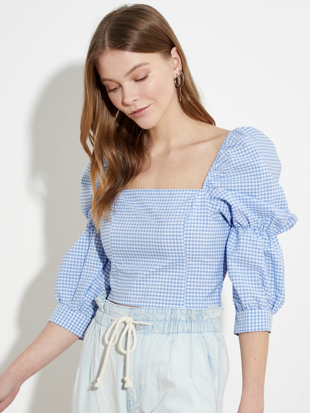 

Trendyol Blue White Checked Regular Crop Top