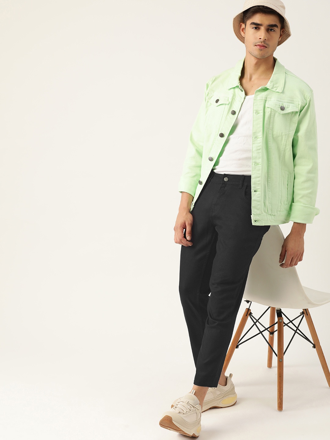 

Kook N Keech Men Black Carrot Stretchable Jeans