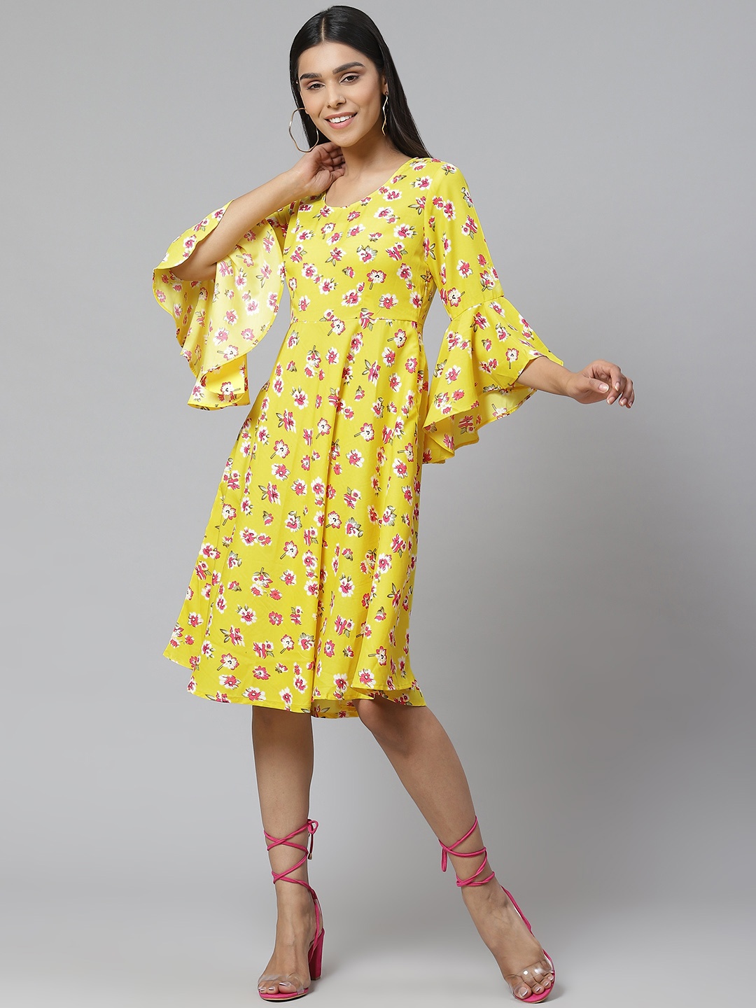 

Poshak Hub Women Yellow & Pink Floral Print A-Line Dress