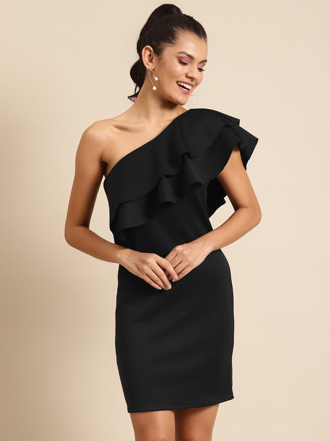 

DODO & MOA Women Black Scuba One-Shoulder Solid Sheath Dress