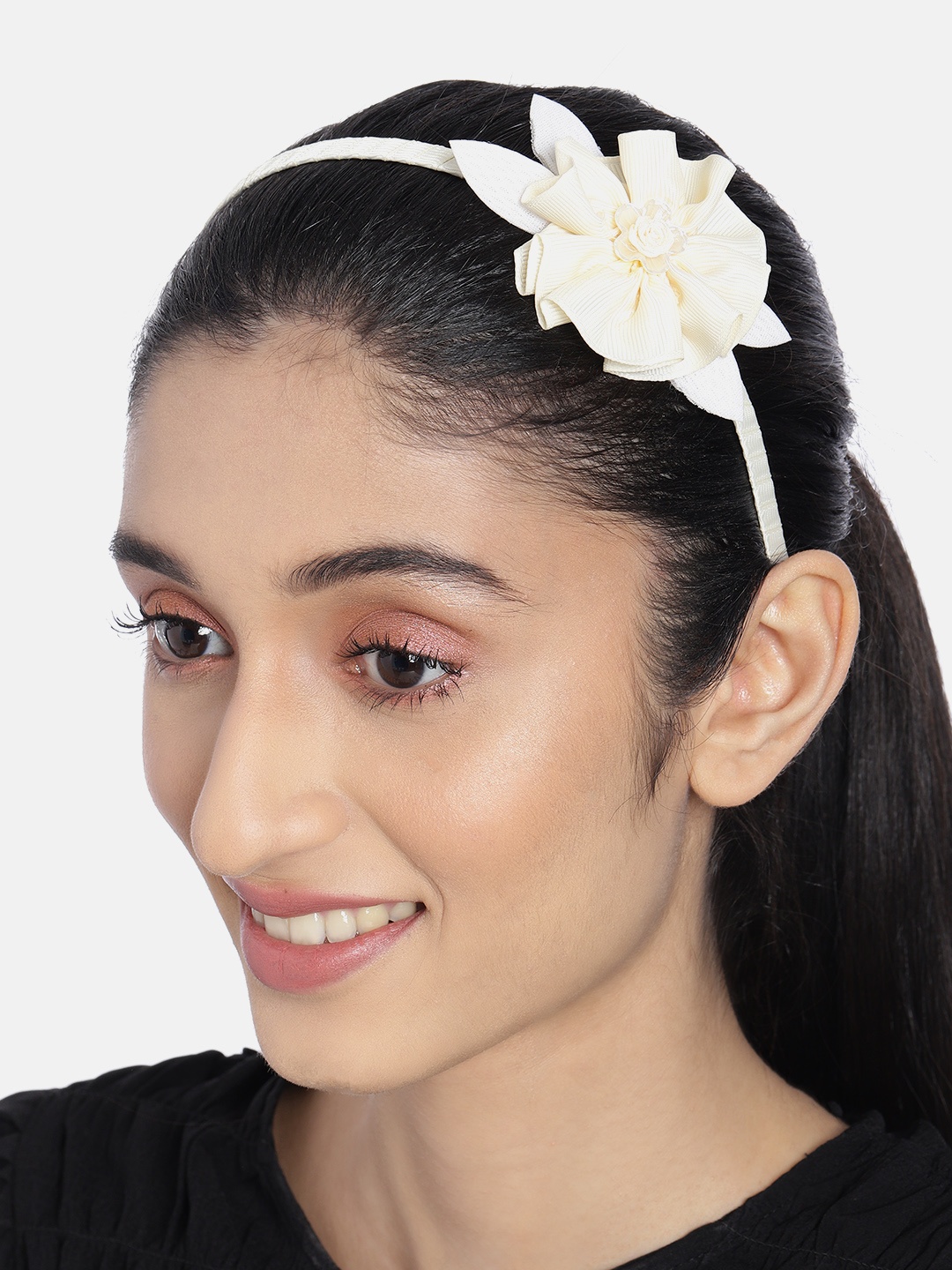 

AccessHer Women Off-White Floral Bow Hairband