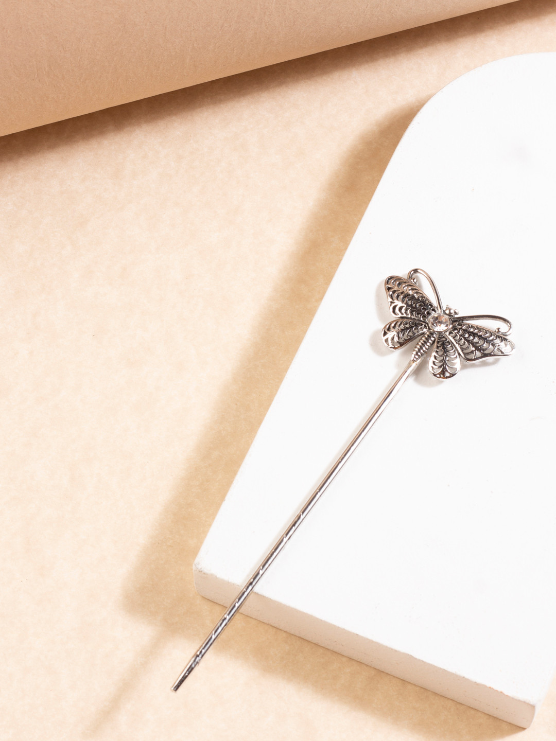 

AccessHer Silver-Toned Oxidised Hairstick