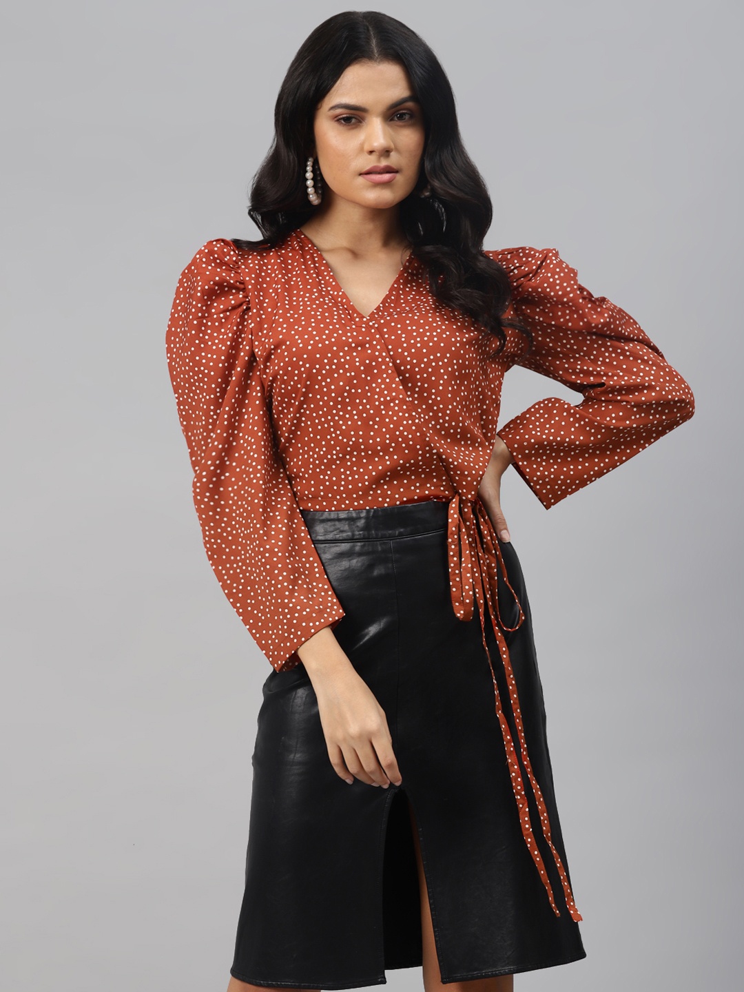 

plusS Vintage Rust and White Polka Dots Tie-Up Crop Top