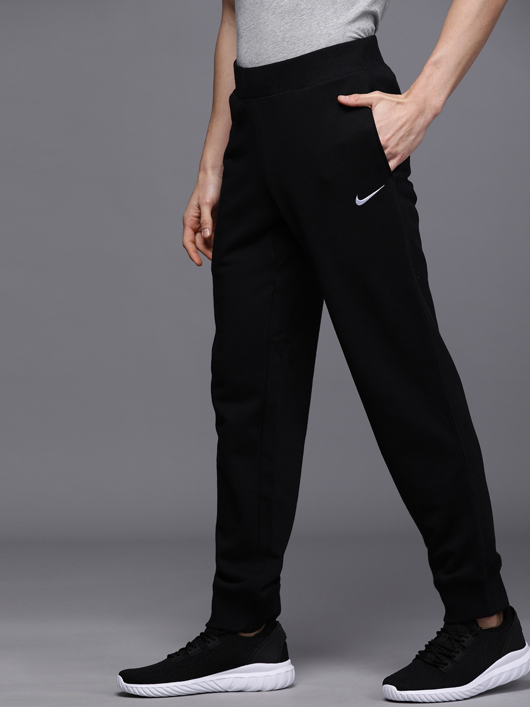 

Nike Men Black Solid Straight Fit CUFFED Joggers