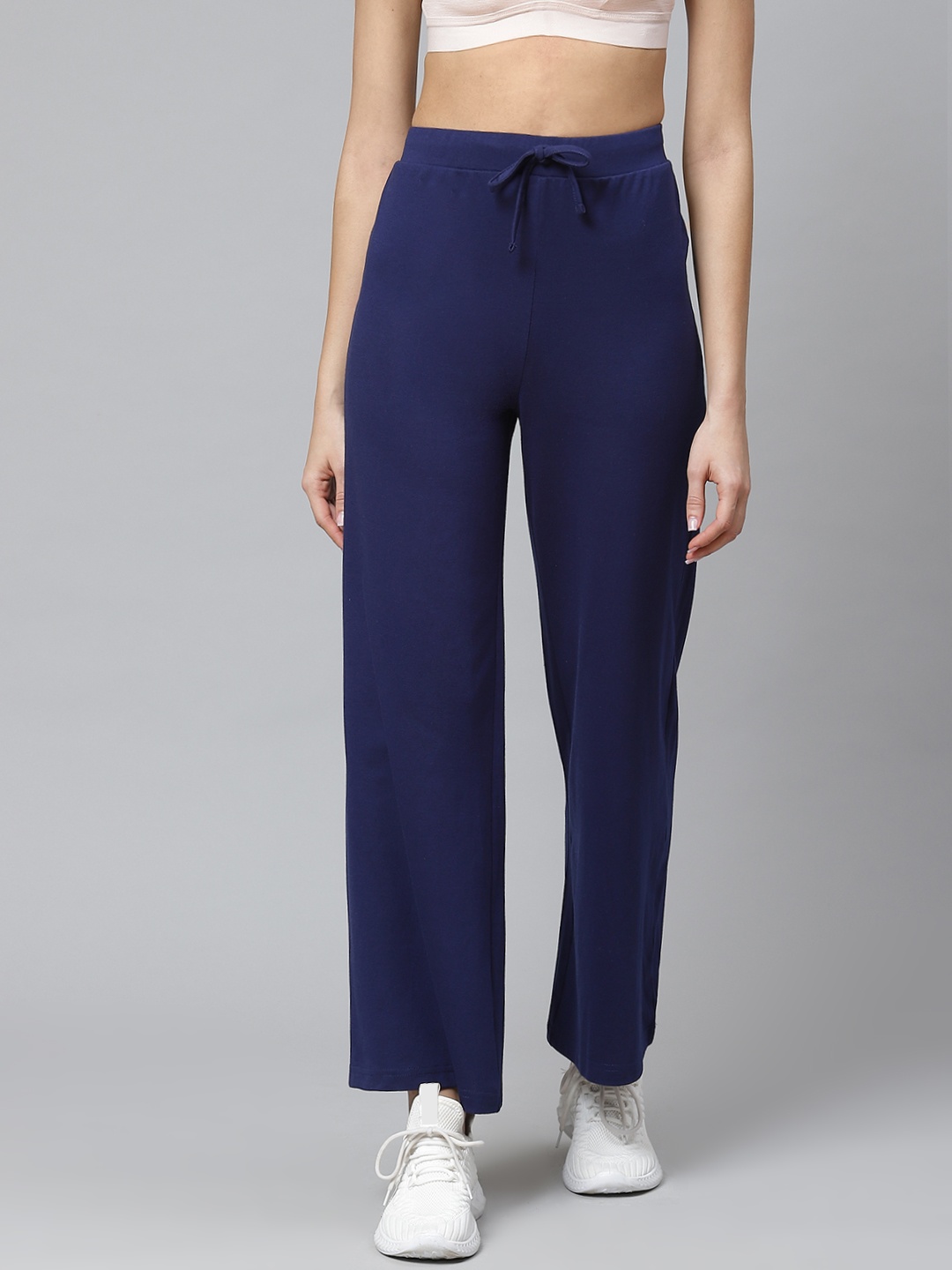 

Hubberholme Women Navy Blue Solid Knitted Track Pants