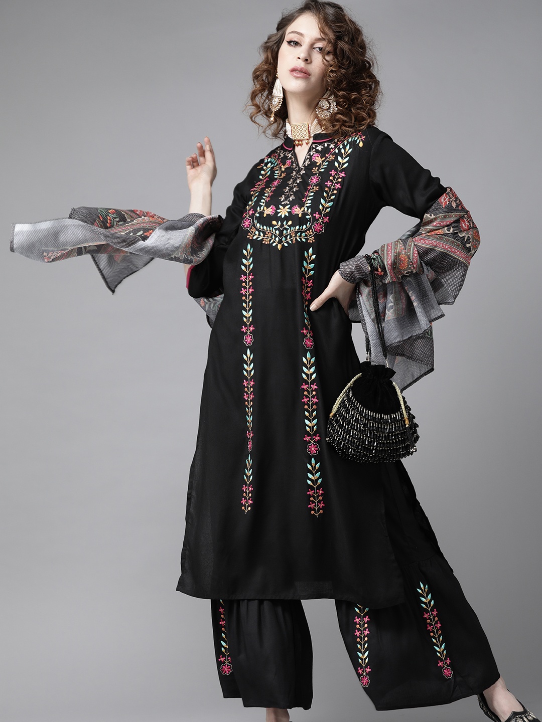 

Ishin Women Black & Pink Embroidered Kurta with Palazzo & Dupatta