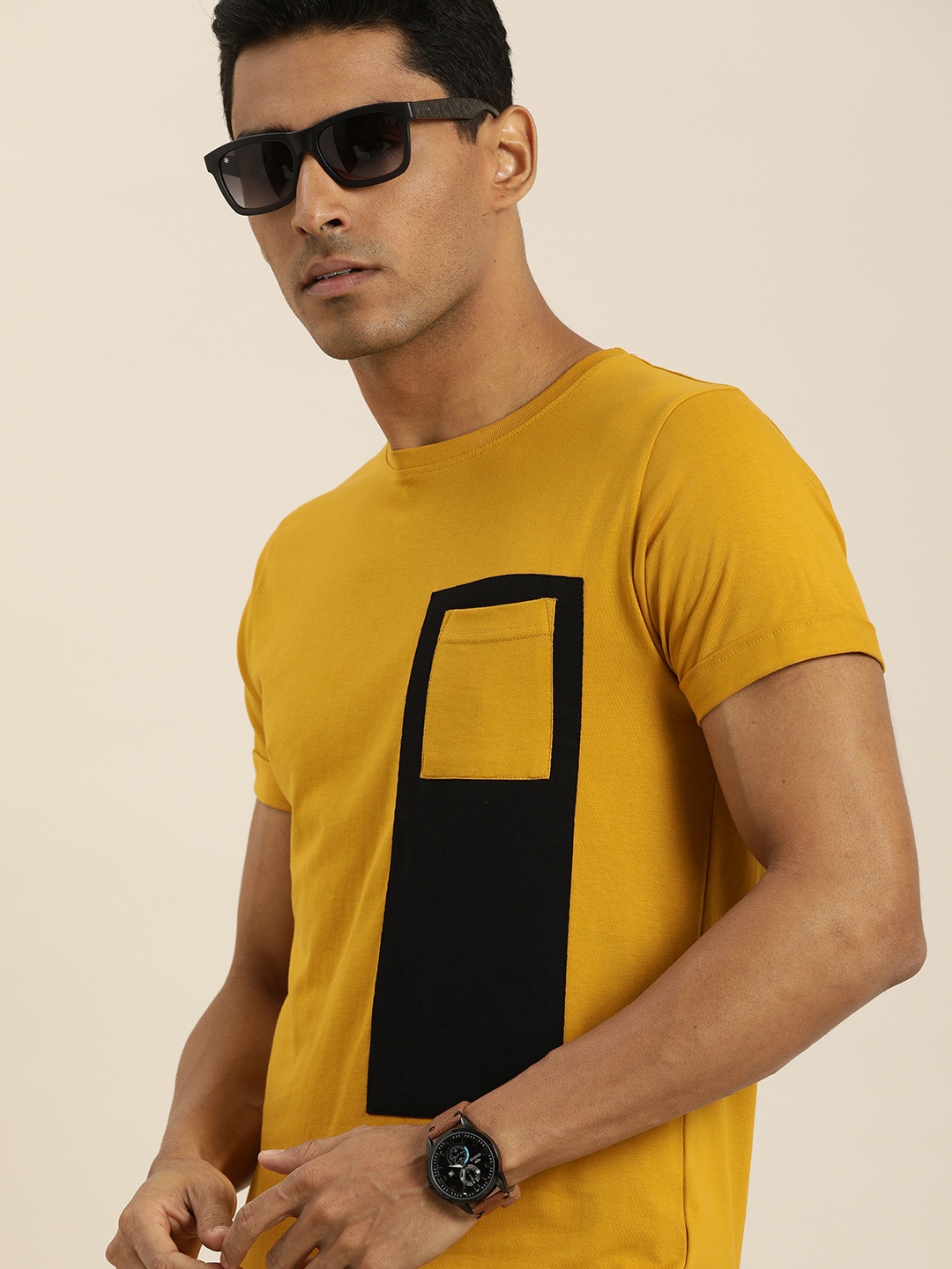 

Difference of Opinion Men Mustard Yellow Colourblocked Roll-Up Sleeves Pure Cotton T-shirt