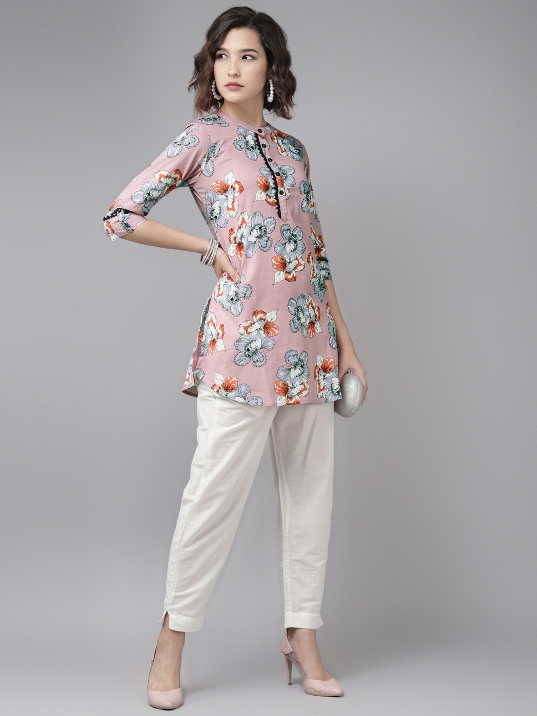 

Rain & Rainbow Women Pink & White Printed Pure Cotton Kurti