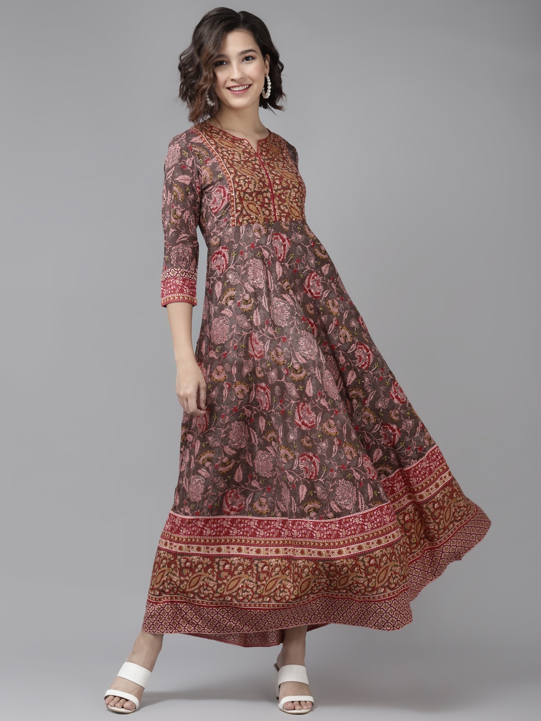 

Rain & Rainbow Women Grey & Maroon Ethnic Floral Print Maxi Dress