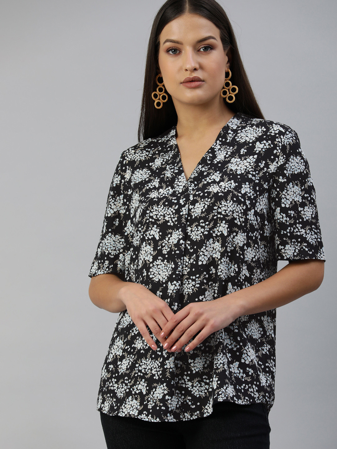 

Marks & Spencer Black & Off White Floral Print Top