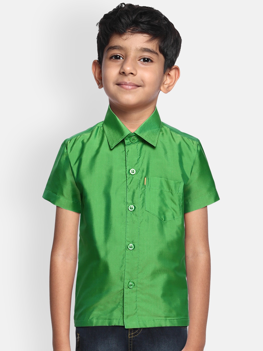 

THANGAMAGAN Boys Green Original Regular Fit Solid Casual Shirt