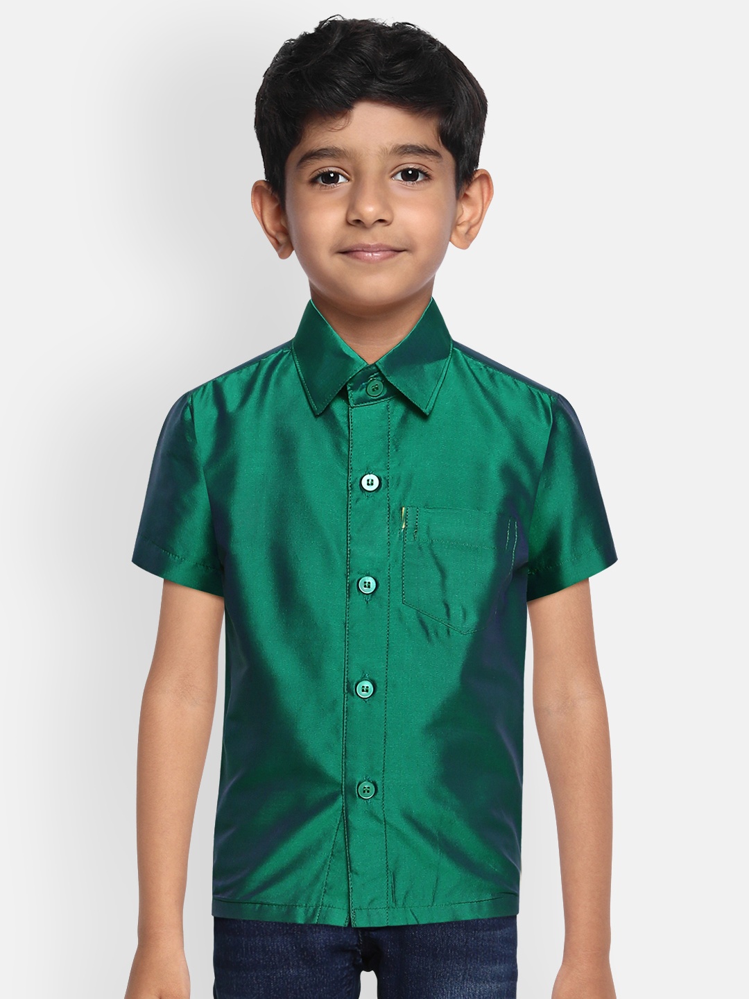 

THANGAMAGAN Boys Green Original Regular Fit Solid Casual Shirt