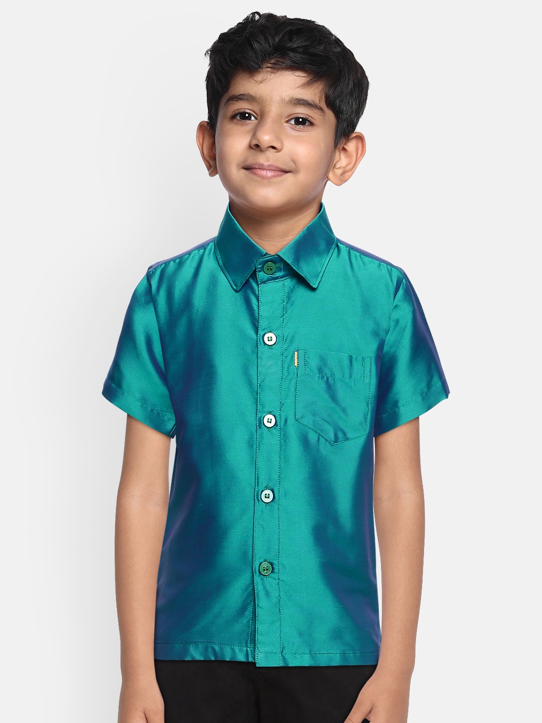 

THANGAMAGAN Boys Green Original Regular Fit Solid Casual Shirt