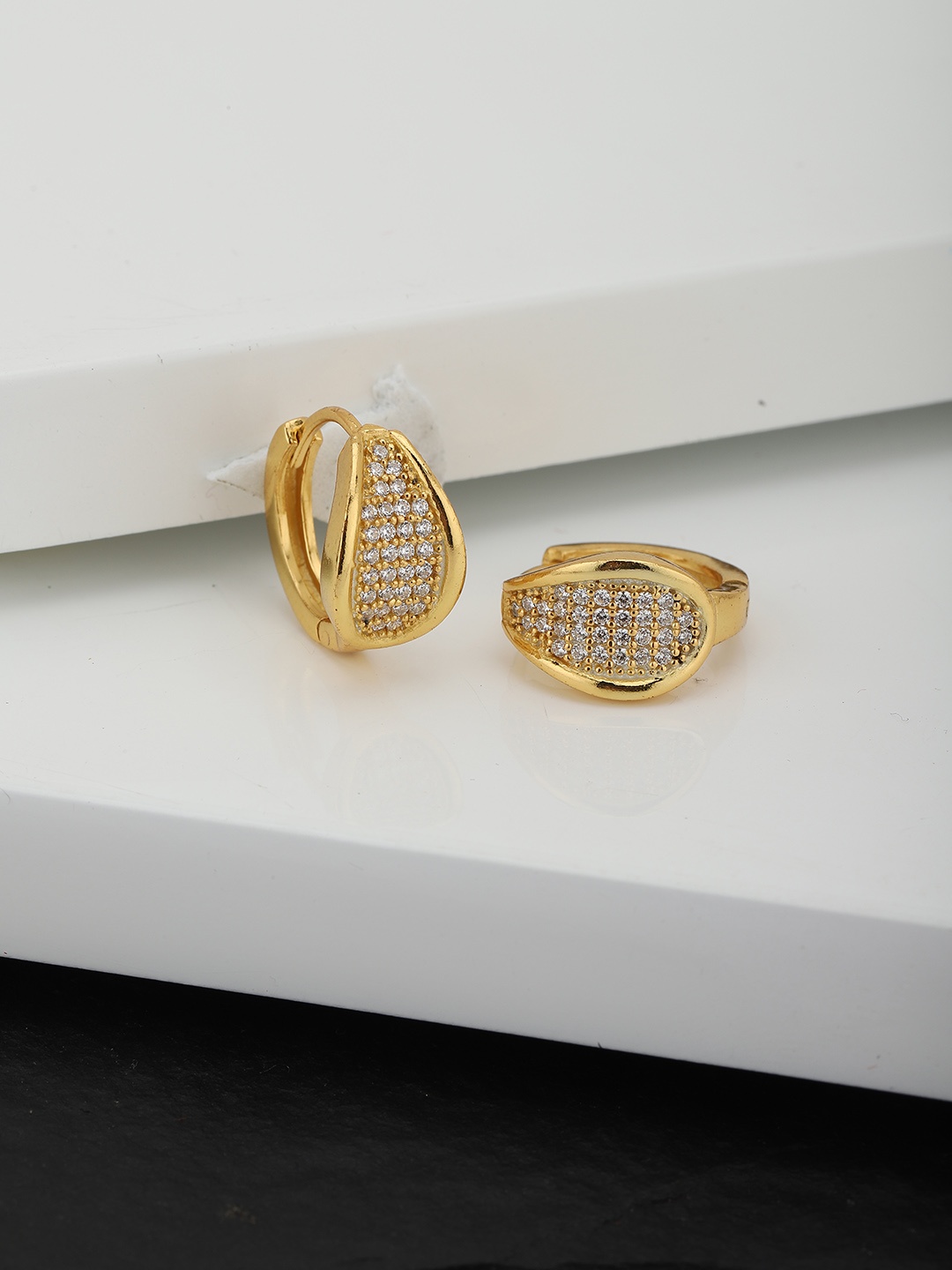 

Carlton London Gold-Plated Stone Studded Contemporary Huggie Hoop Earrings