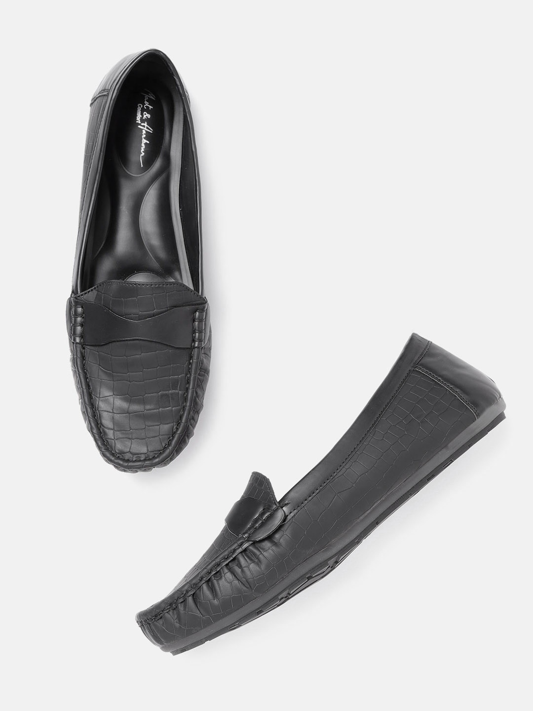 

Mast & Harbour Women Black Croc Textured Loafers