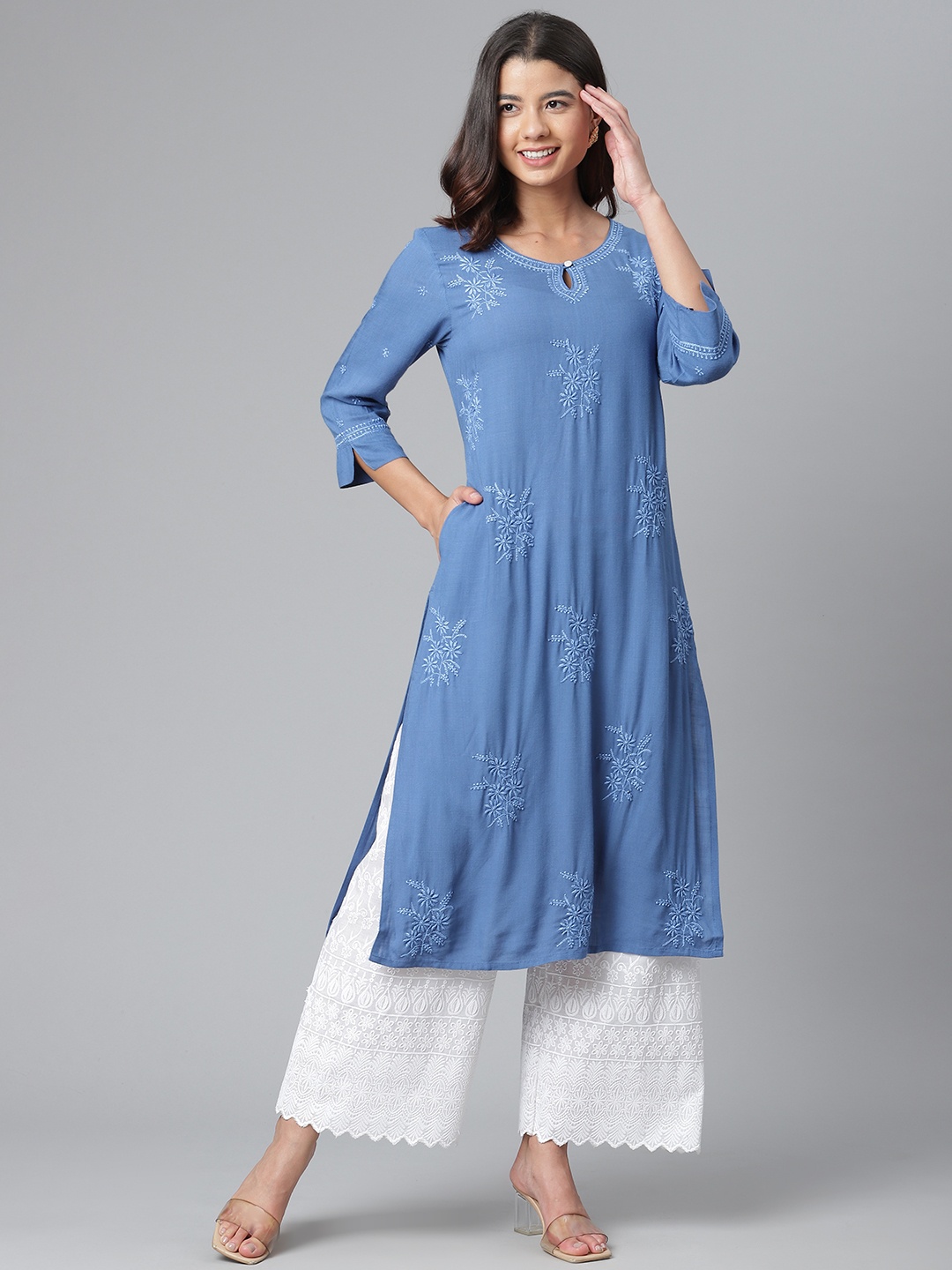 

akheri Women Blue Ethnic Motif Embroidered Keyhole Neck Kurta