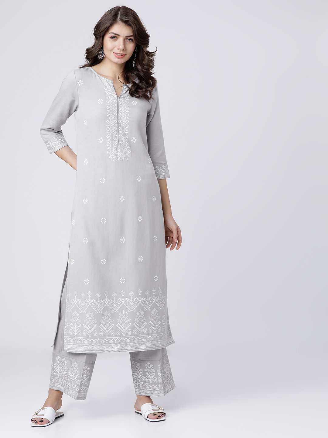 

Vishudh Women Grey Embroidered Kurta with Palazzo