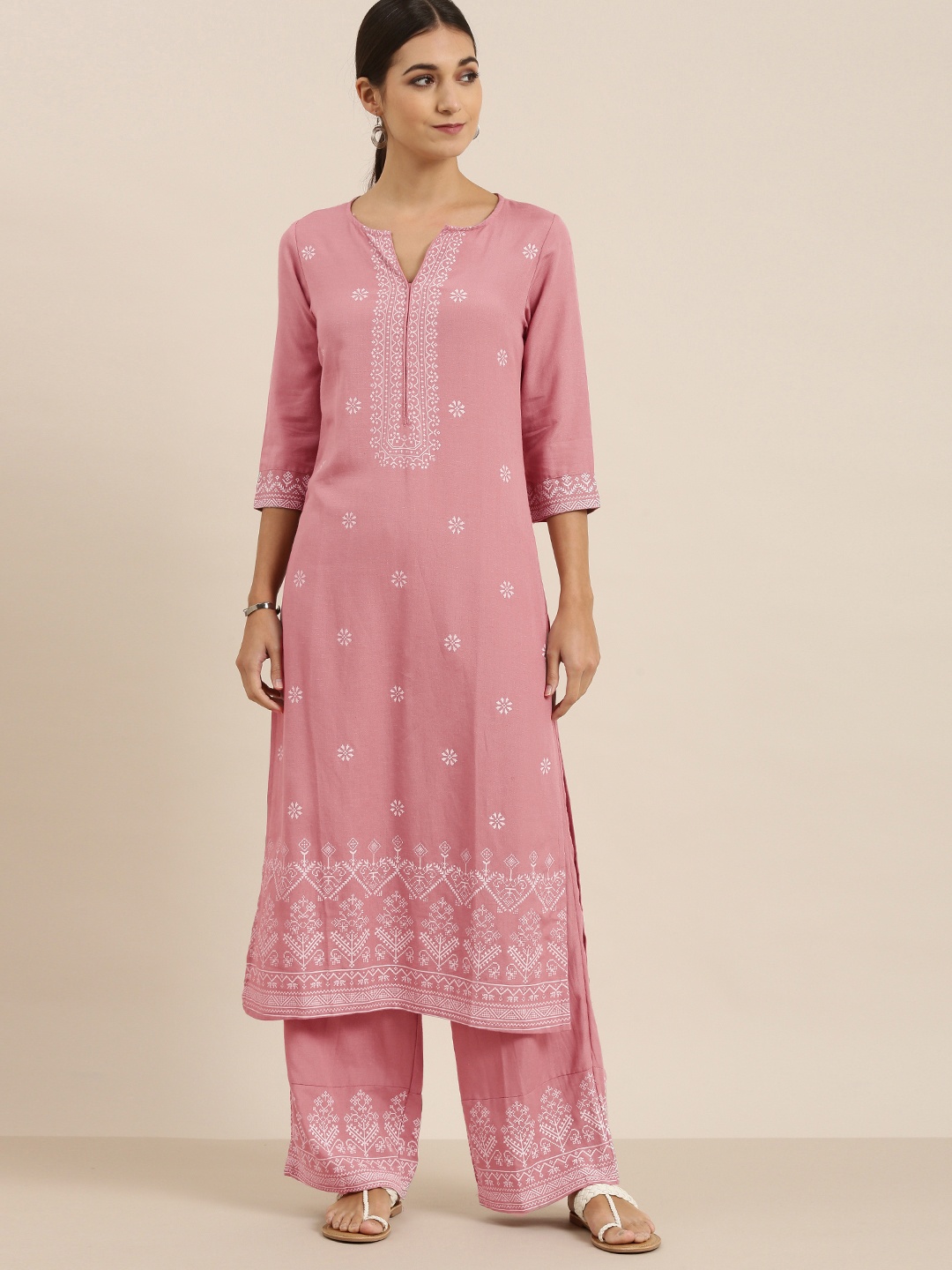 

Vishudh Women Rose & White Printed Kurta with Palazzos