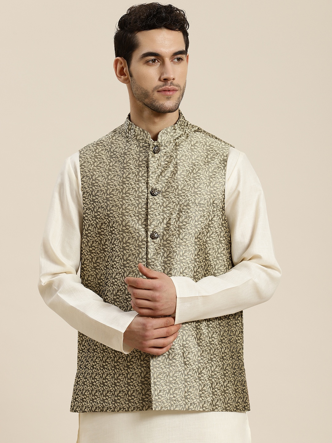 

SOJANYA Men Charcoal Grey & Beige Self Design Jacquard Nehru Jacket