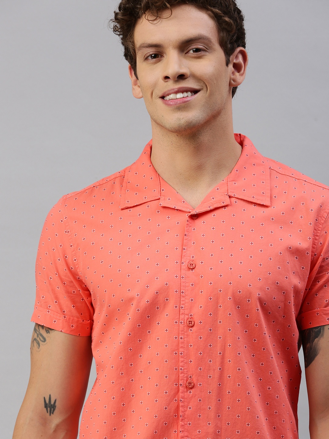 

HERE&NOW Men Coral Orange & White Slim Fit Printed Casual Shirt