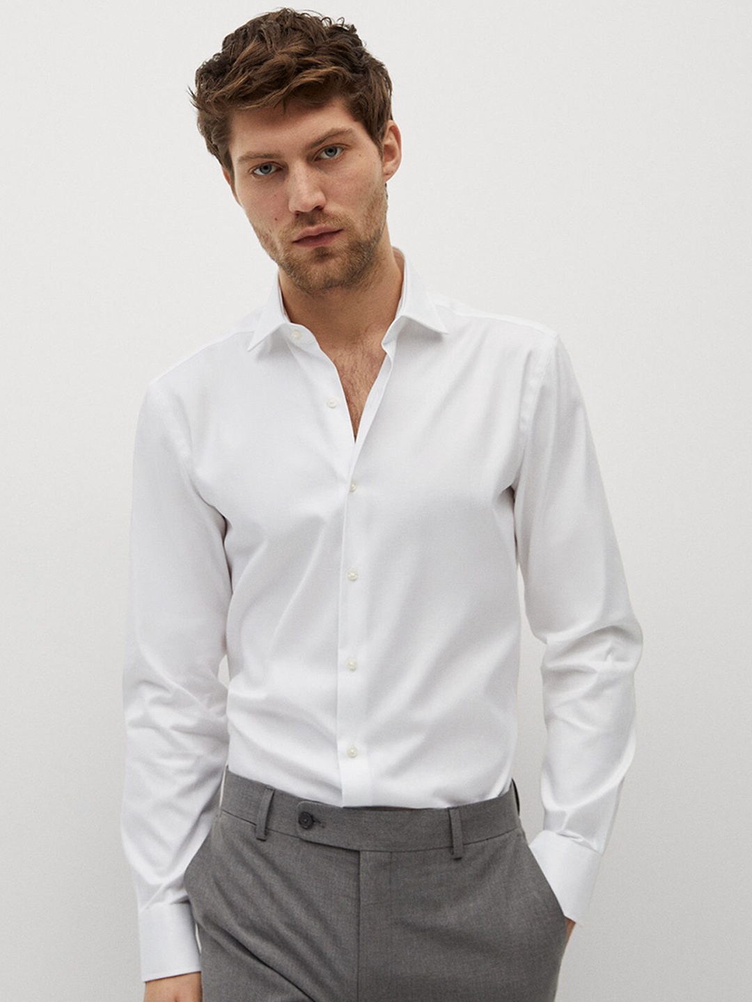 

MANGO MAN Men White Slim Fit Solid Formal Shirt