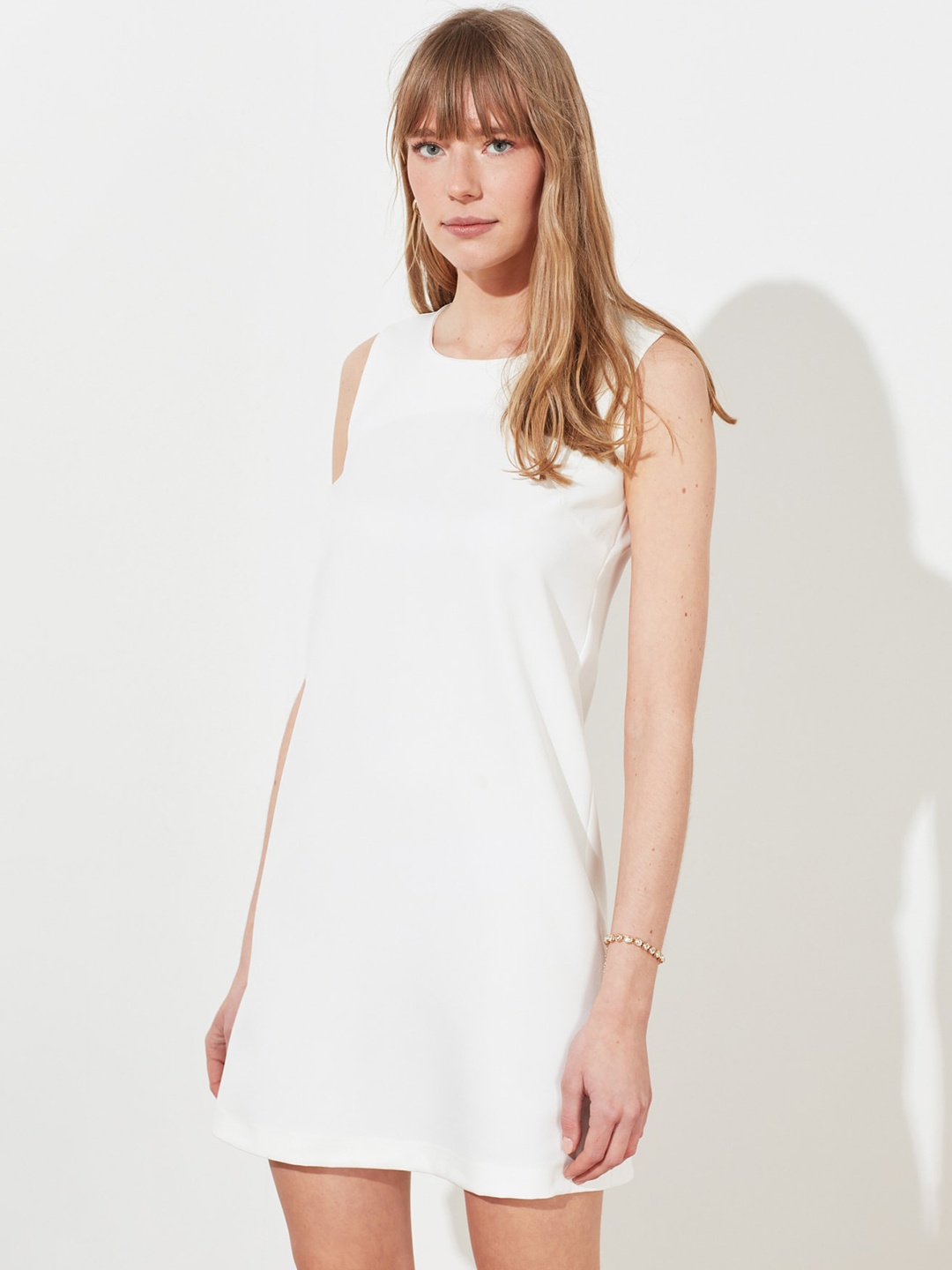 

Trendyol Women Off-White Solid Sheath Dress