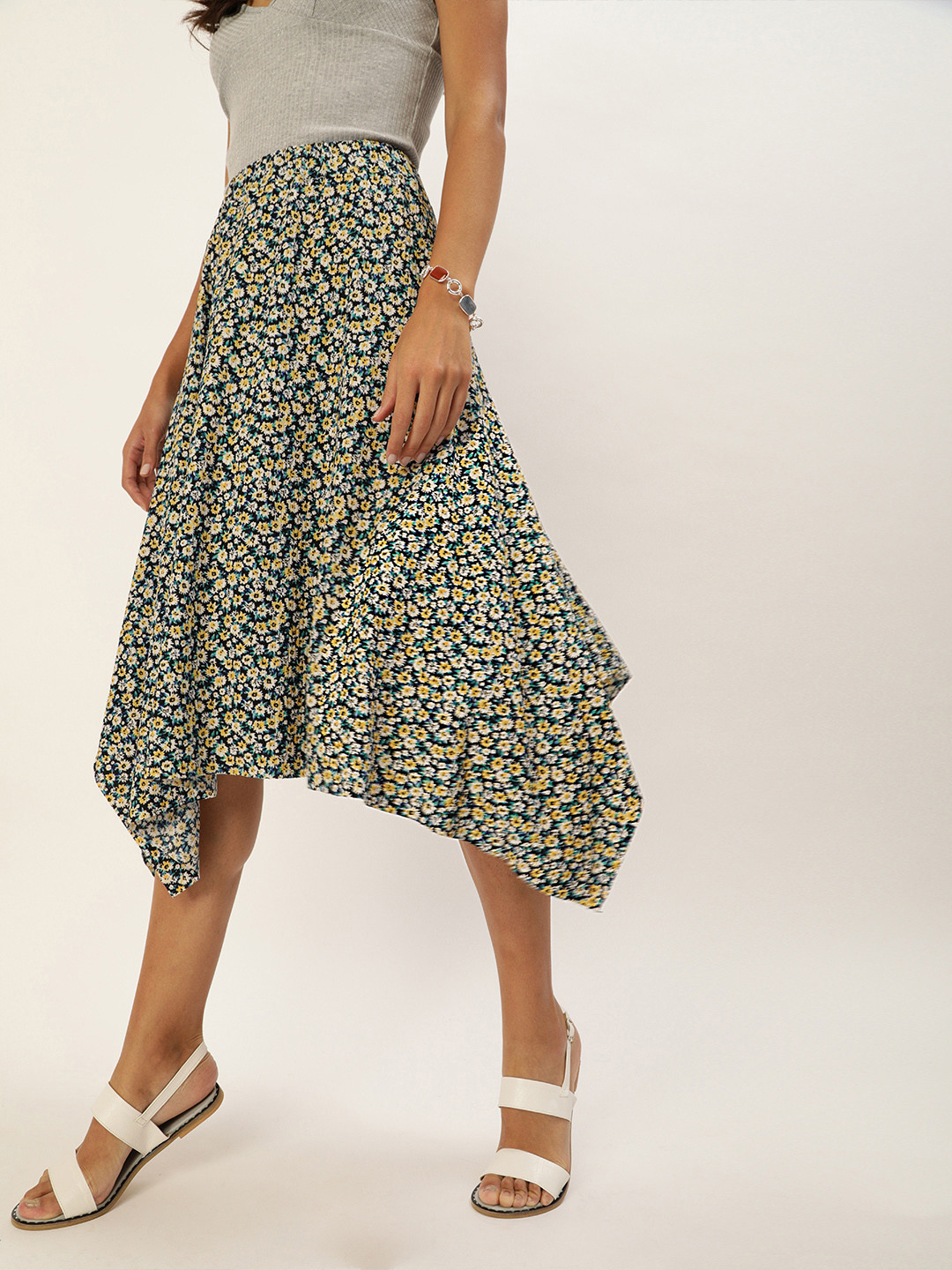 

Trendyol Women Blue Yellow Floral Printed Flared Skirt with Asymmetric Hem