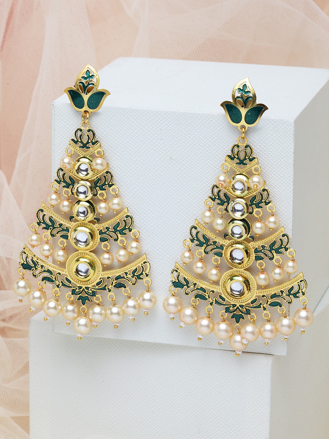 

PANASH Gold-Toned & Green Crescent Shaped Chandbalis