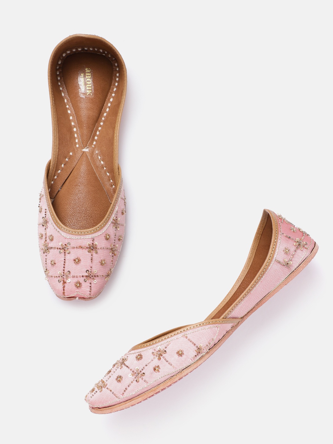 

Anouk Women Pink & Gold-Toned Embellished Handcrafted Ethnic Mojaris