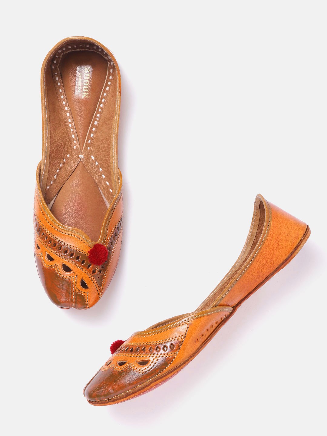 

Anouk Women Brown Cut Work Handcrafted Mojaris