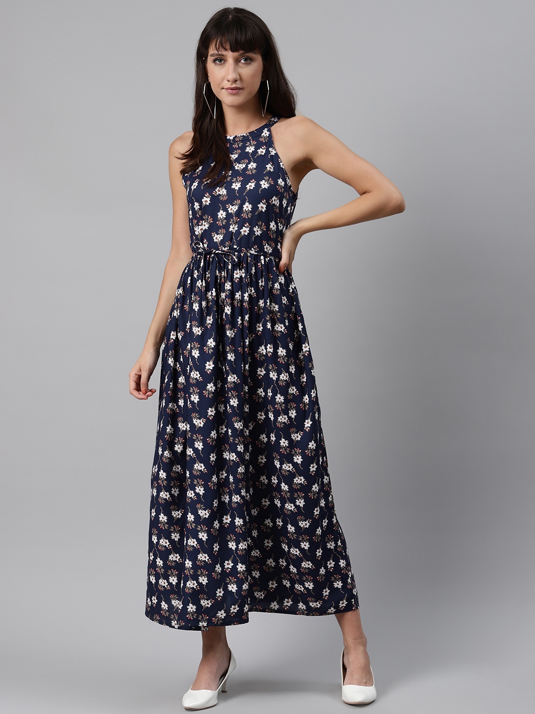 

Meeranshi Women Navy Blue & White Floral Printed Maxi Dress with Belt