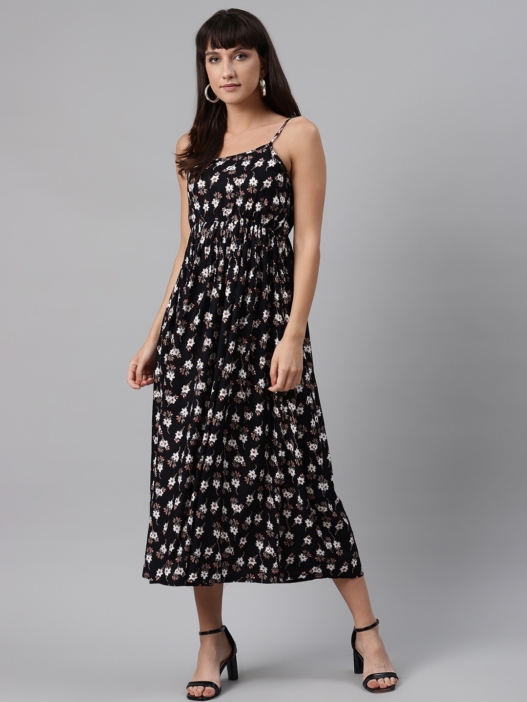 

Meeranshi Women Black & White Floral Printed Maxi Dress