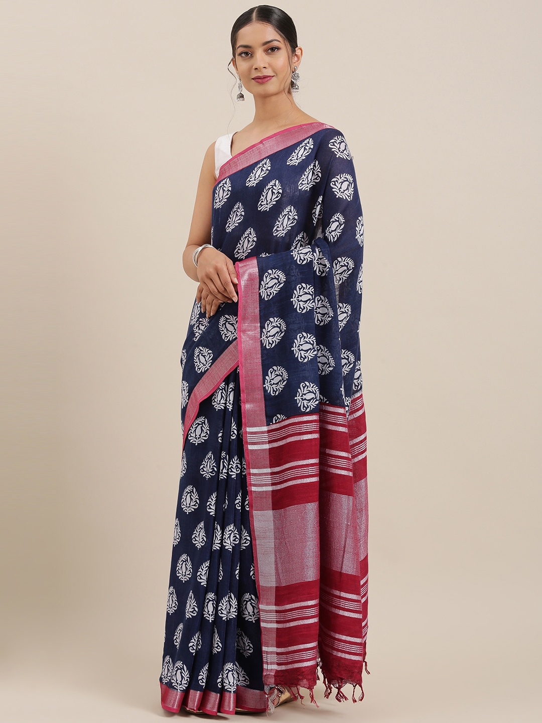 

Mitera Navy Blue & White Pure Linen Printed Handloom Bhagalpuri Saree