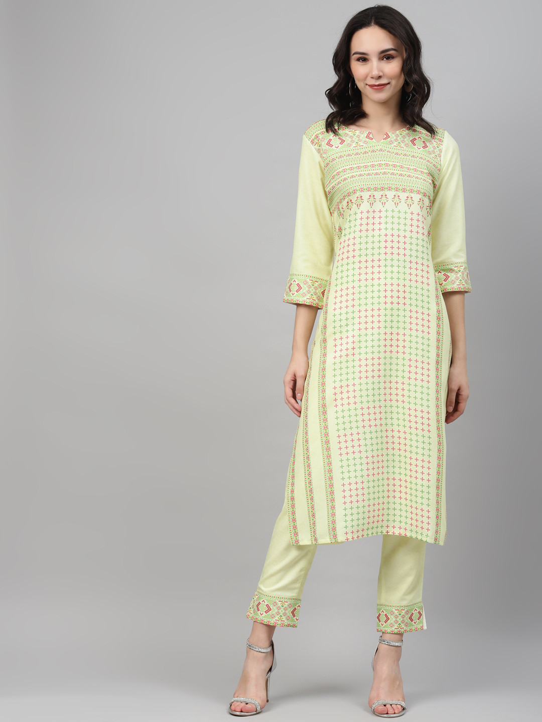 

ZIYAA Women Yellow & Pink Printed Kurta with Trousers