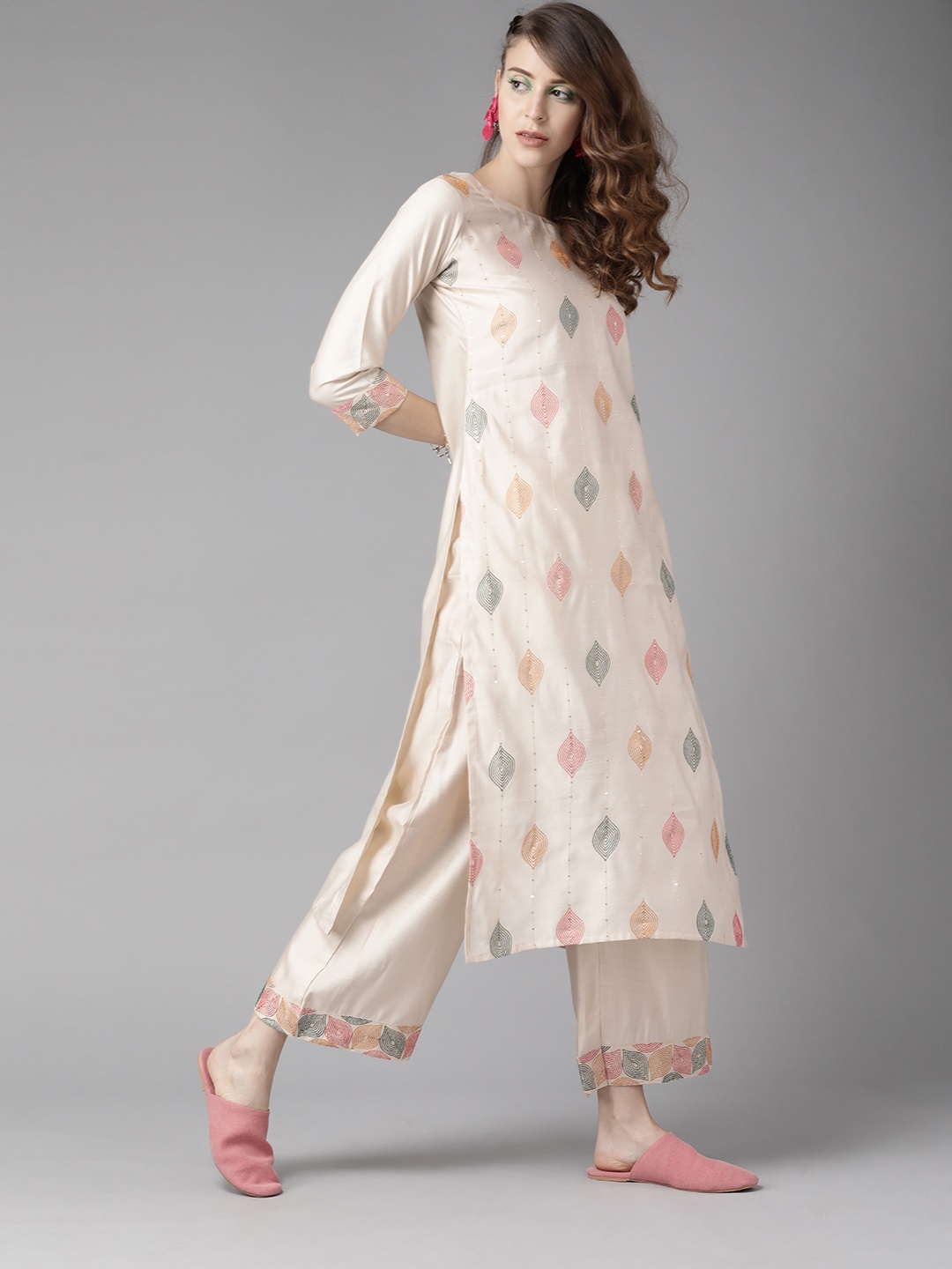 

Indo Era Women Cream-Coloured & Pink Embroidered Liva Kurta with Trousers & Dupatta