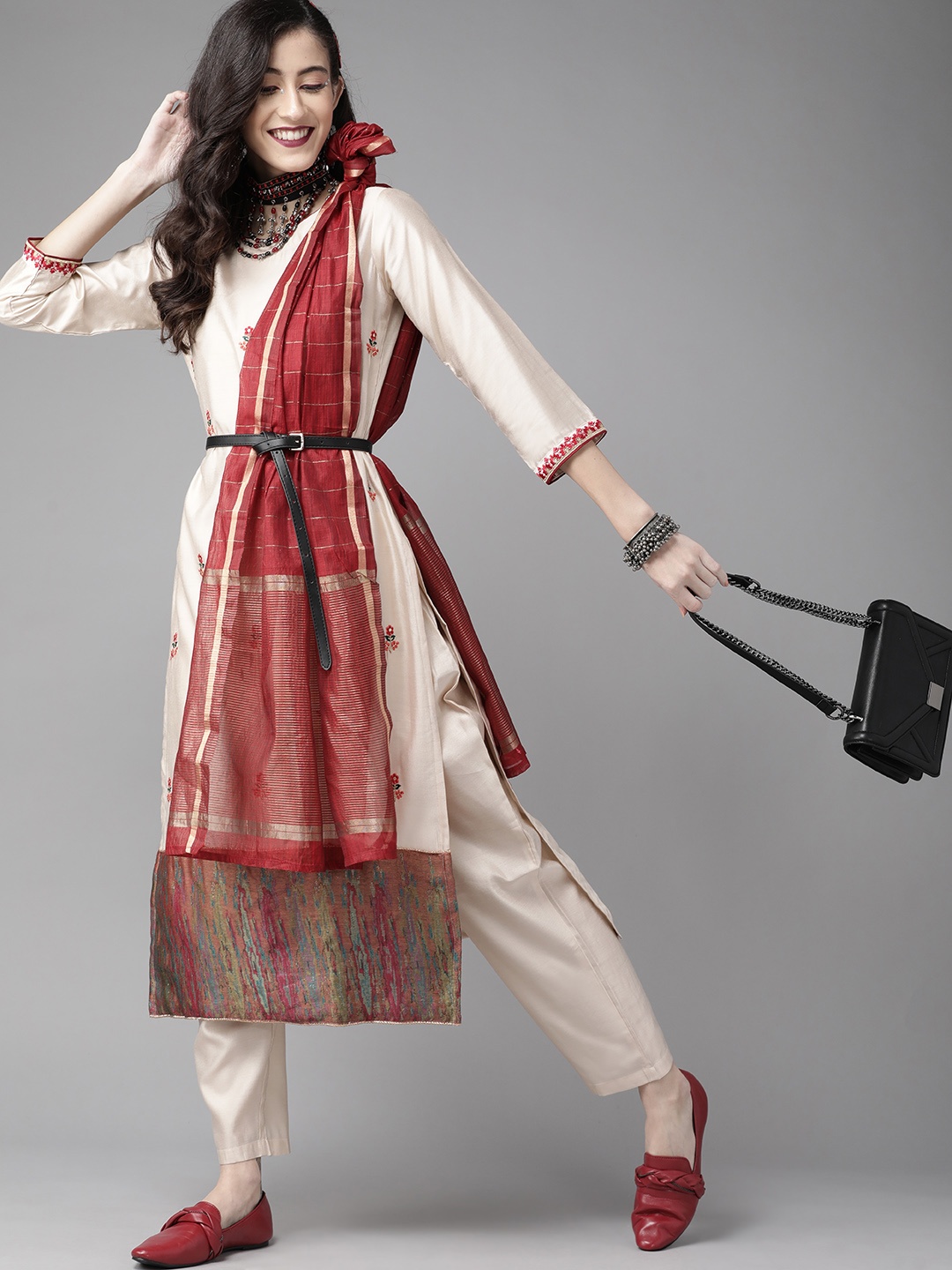 

Indo Era Classic Cream And Maroon Embroidered Kurta Set