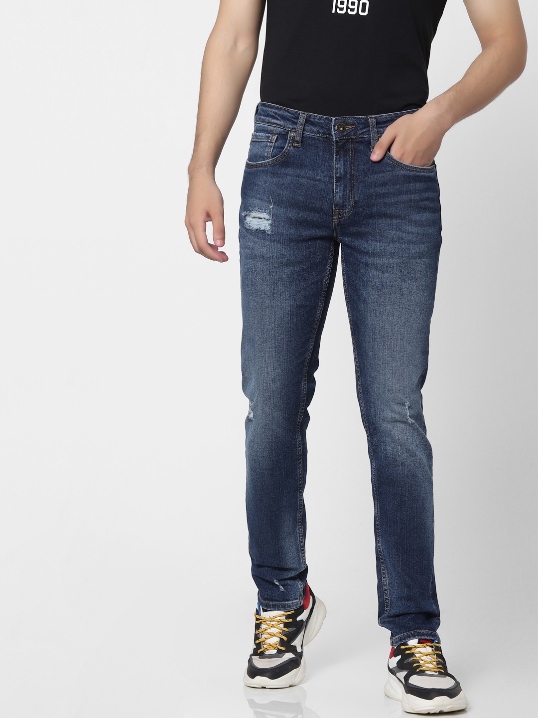 

Jack & Jones Men Blue Slim Fit Low-Rise Mildly Distressed Heavy Fade Stretchable Jeans