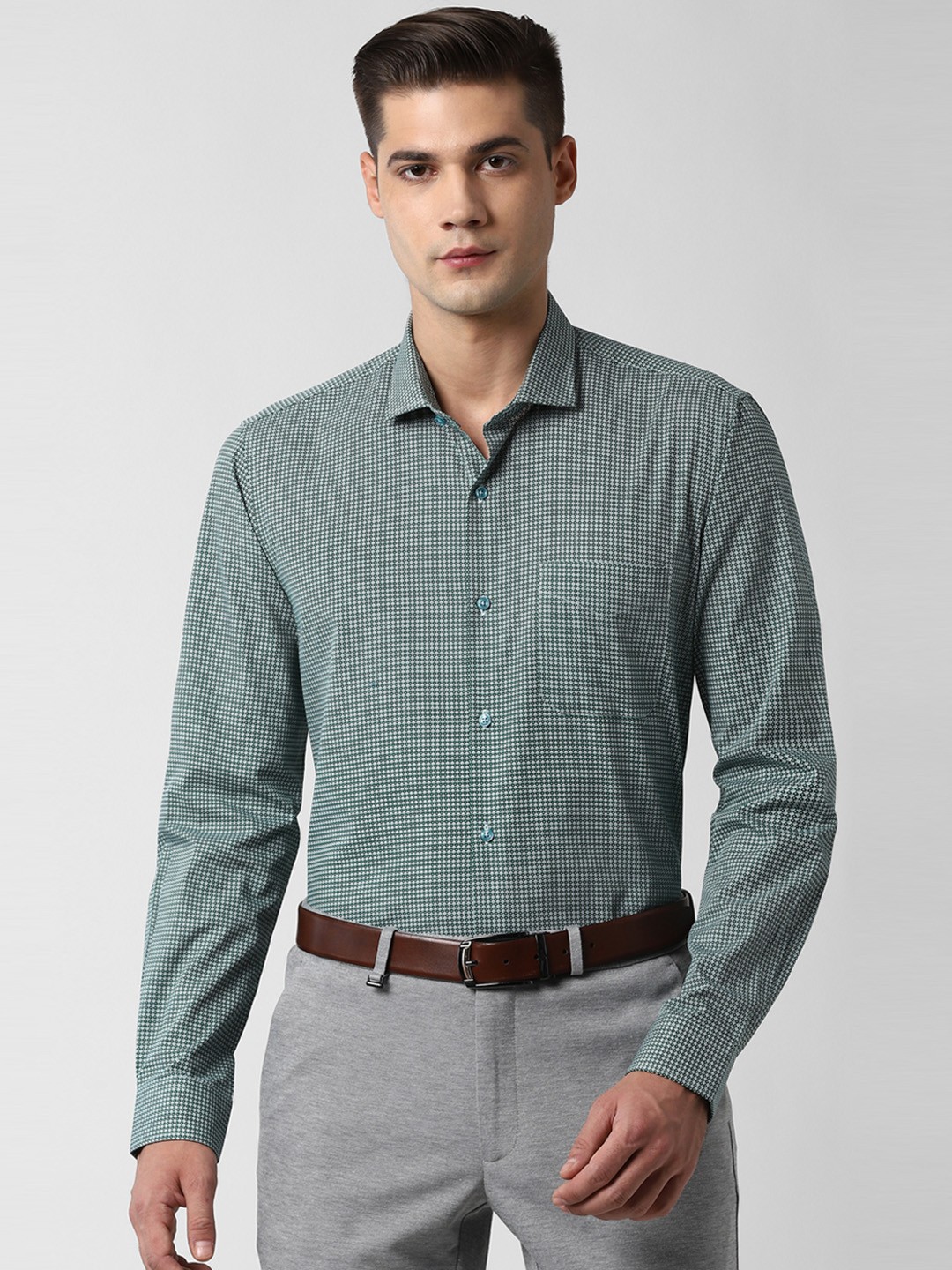

Peter England Men Green Slim Fit Printed Formal Shirt