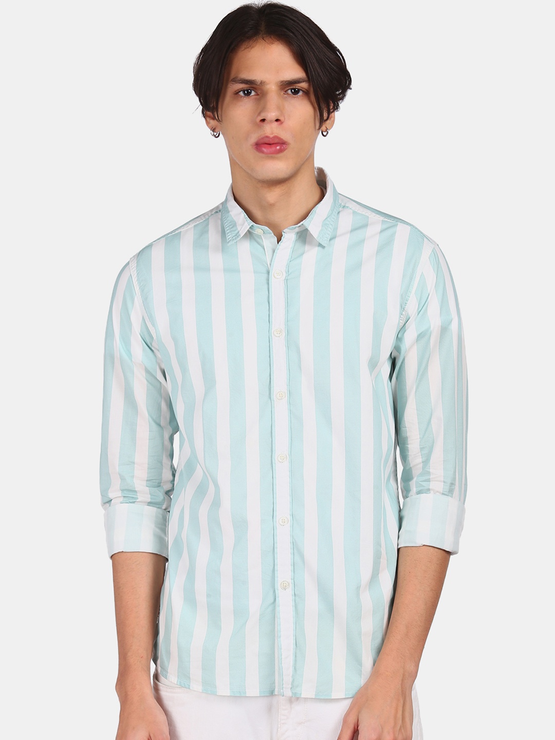 

Flying Machine Men Green & White Regular Fit Striped Cotton Casual Shirt