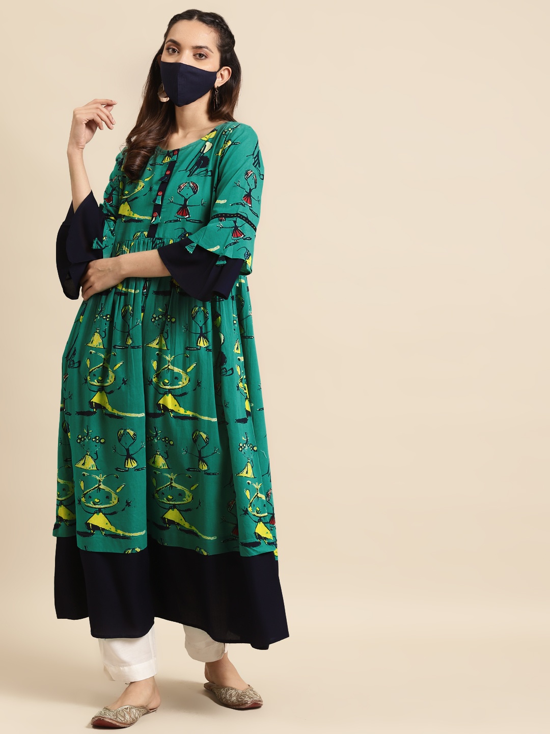 

RANGMAYEE Women Green & Navy Blue Quirky Printed Bell Sleeves Kurta With Matching Mask