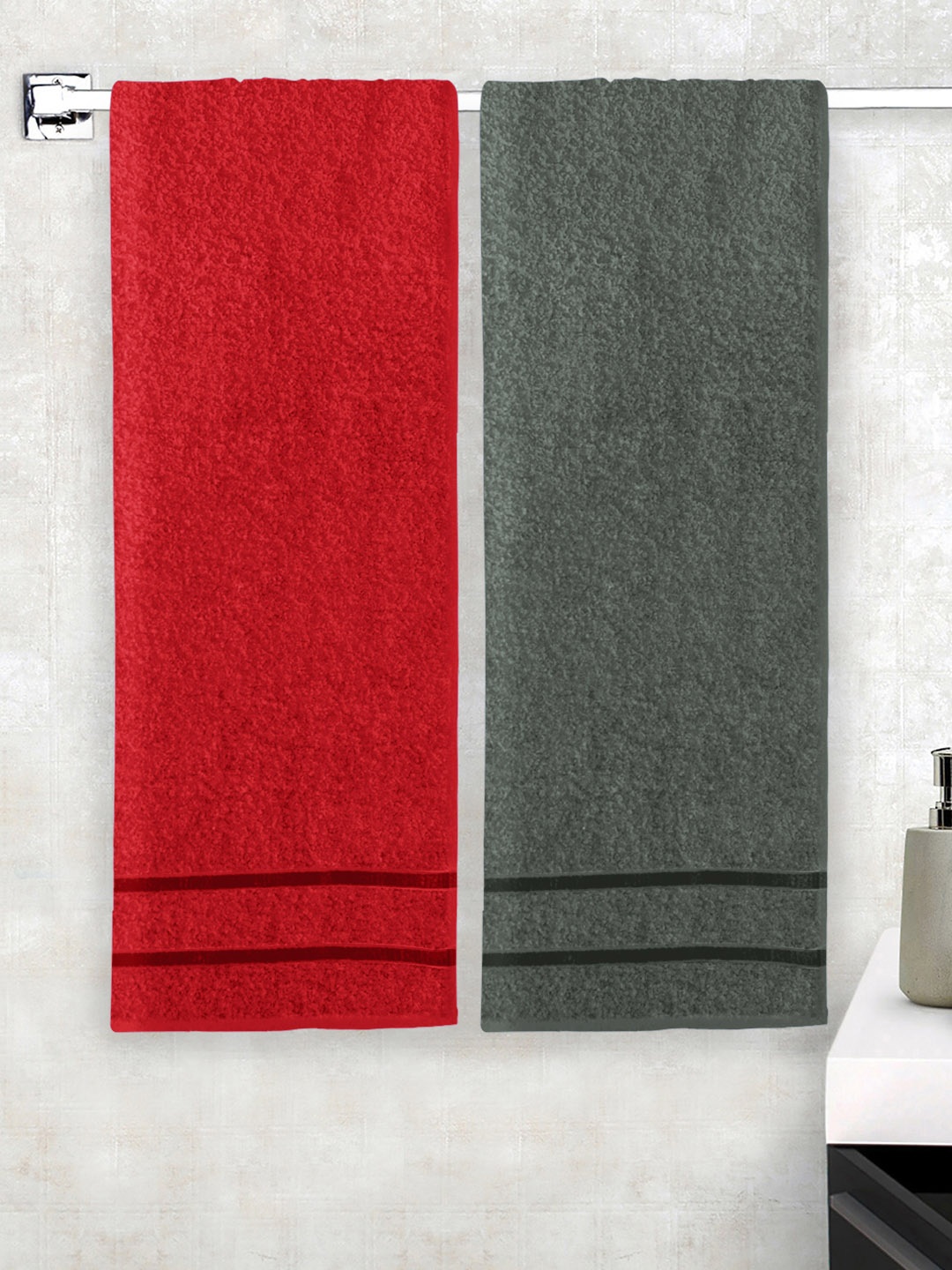 

Story@home Set Of 2 Red & Charcoal Grey Solid 450 GSM Bath Towels