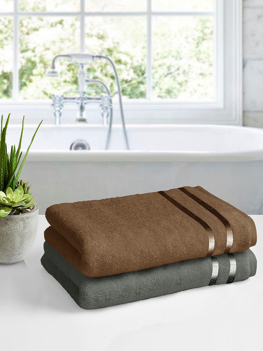 

Story@home Set Of 2 Brown & Grey 450 GSM Super Absorbent Pure Cotton Medium Bath Towels