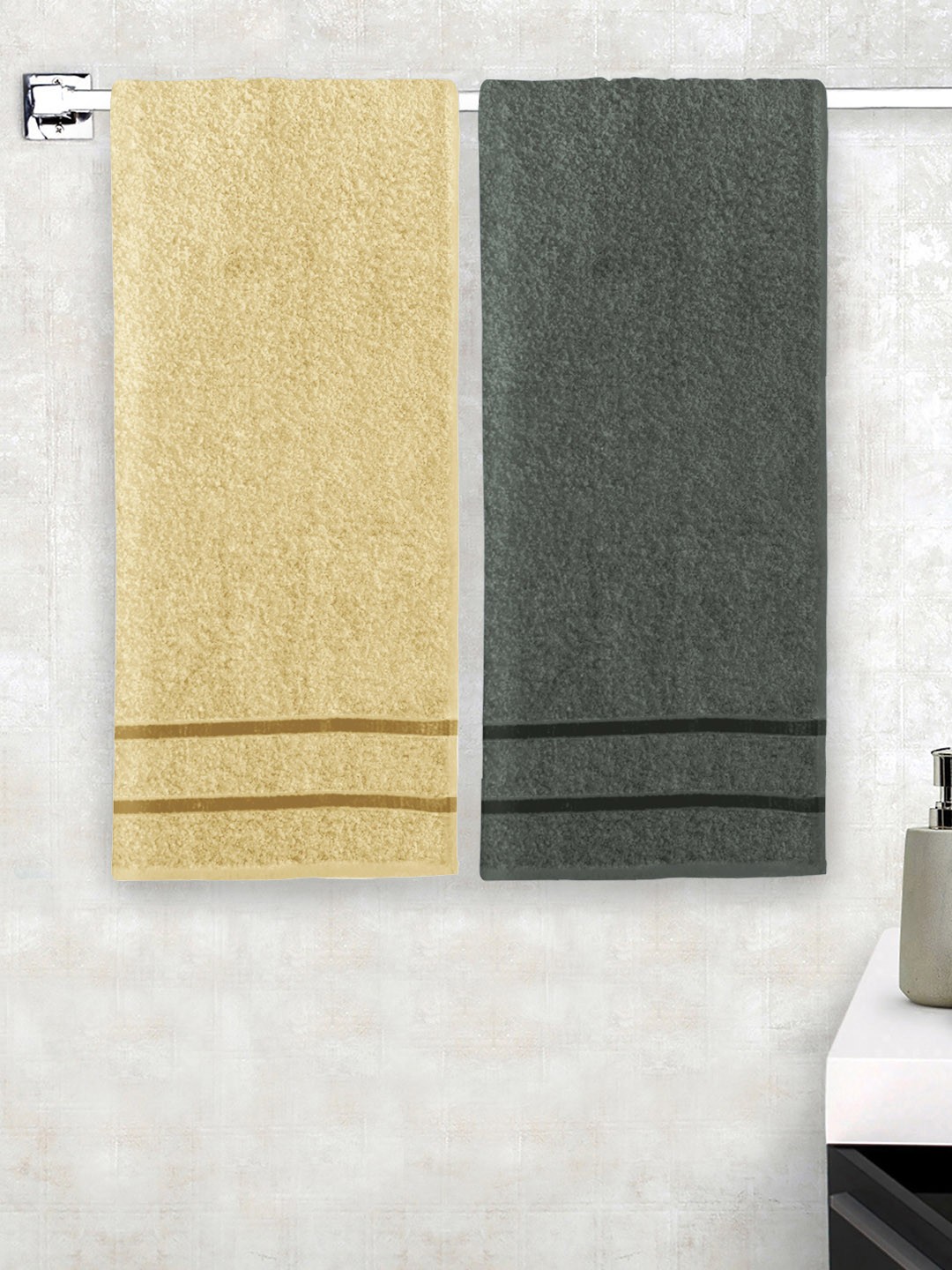 

Story@home Set Of 2 Beige & Grey Solid 450GSM Pure Cotton Medium Size Bath Towels