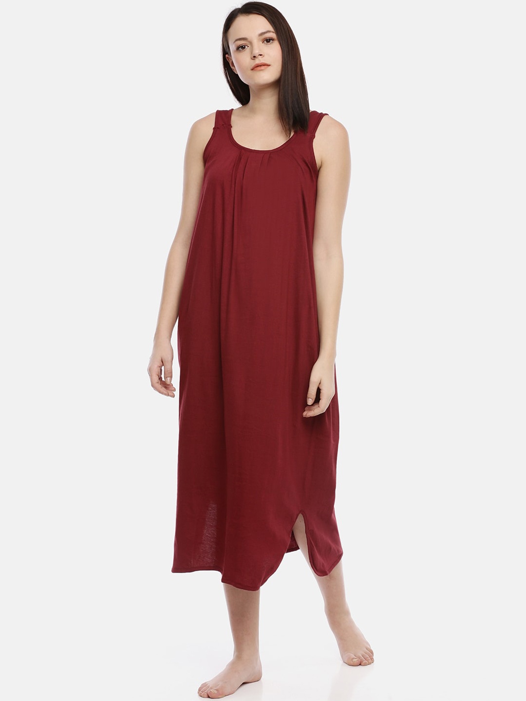 

GOLDSTROMS Maroon Solid Nightdress