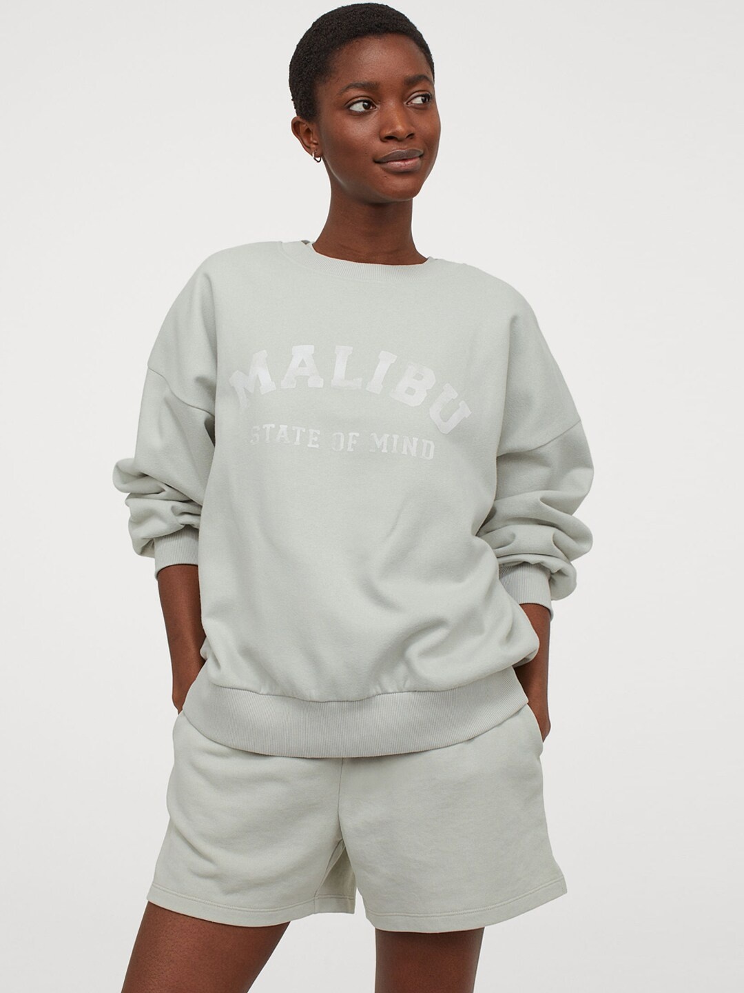 

H&M Women Mint Green Sweatshirt Shorts
