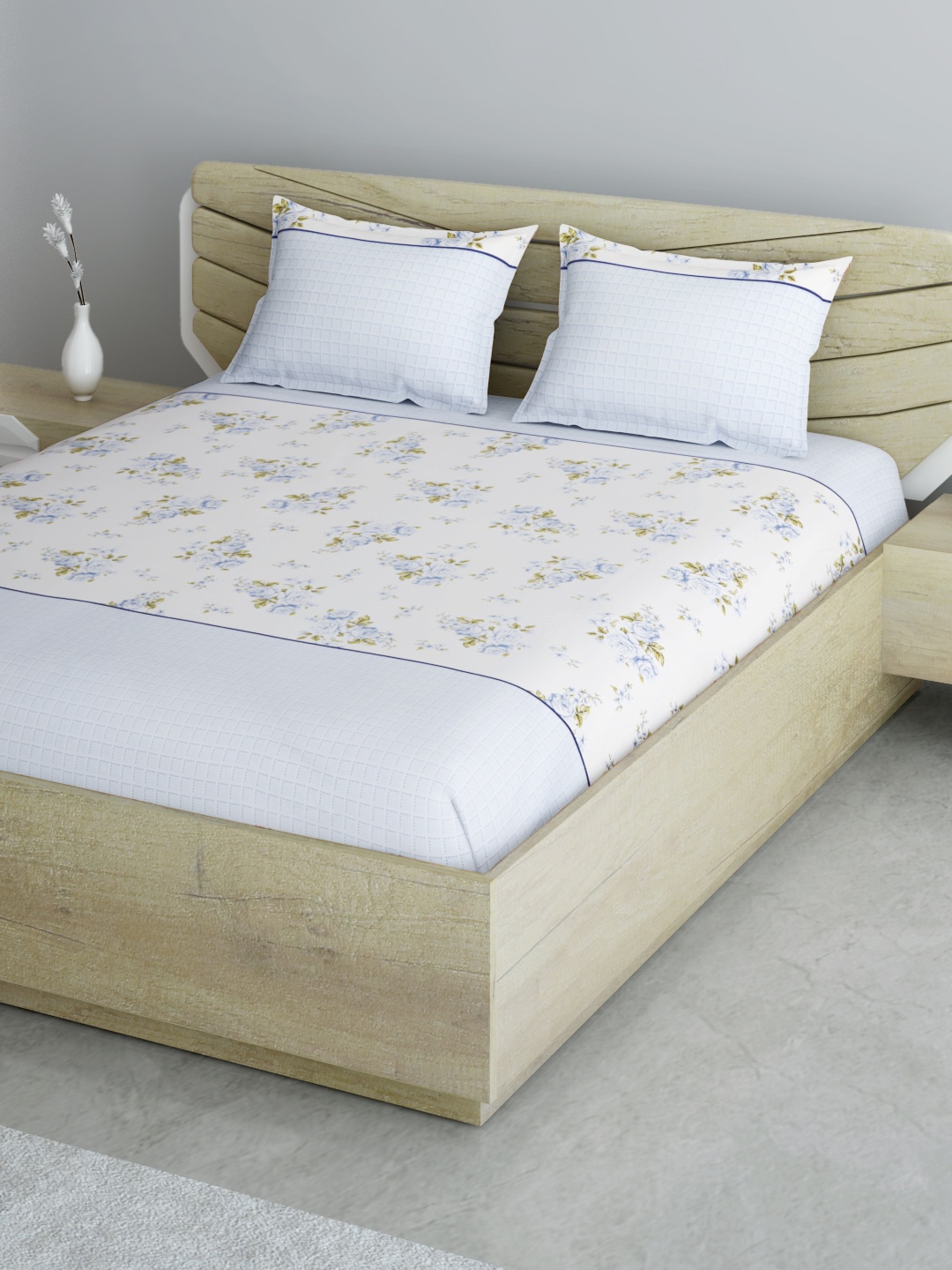 

Aura Beige & Blue Floral 144 TC 120 GSM Cotton 1 Queen Bedsheet with 2 Pillow Covers
