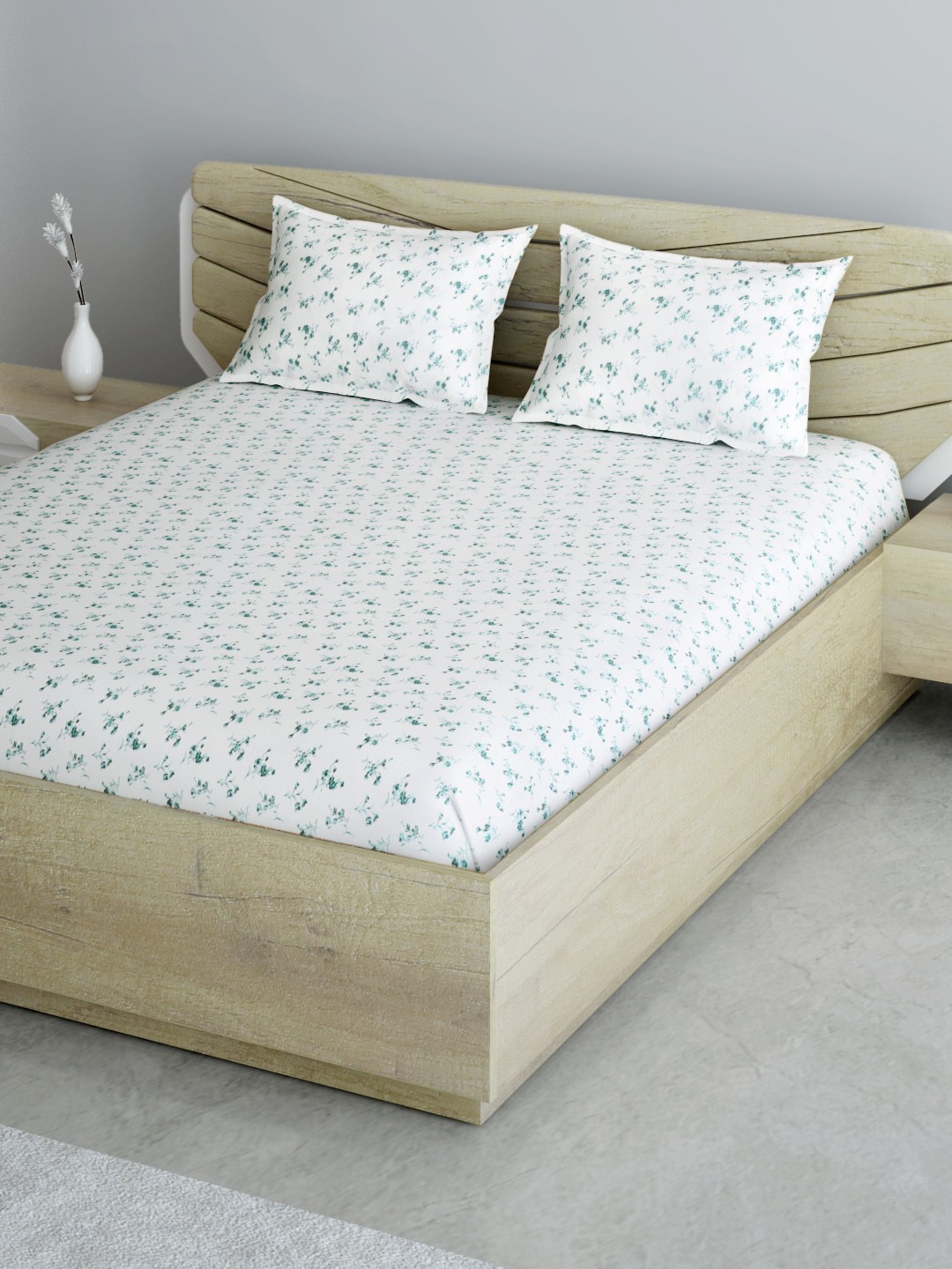 

Aura White & Green Floral Cotton 144 TC 120 GSM Queen Bedsheet with 2 Pillow Covers
